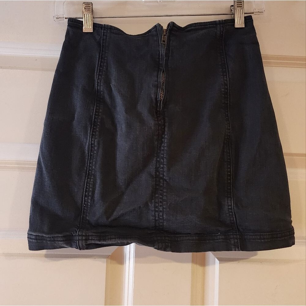 Kendall & Kylie Chic Faded Black Denim Mini Skirt size 24